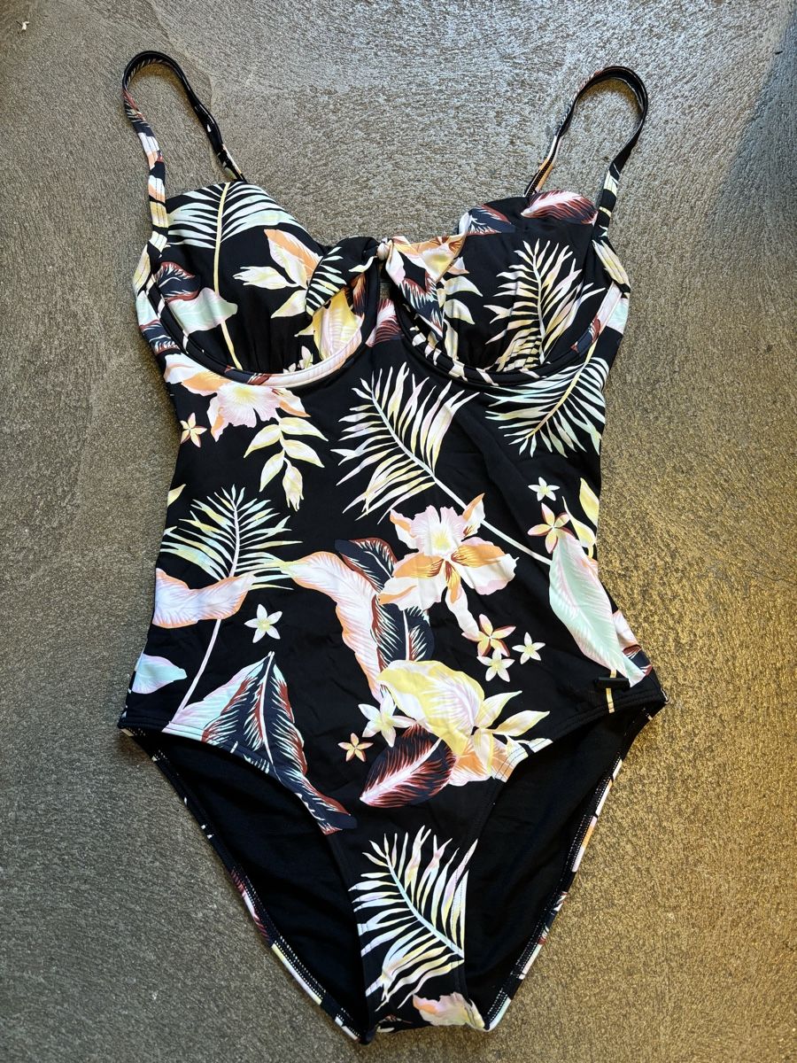 Roxy Costumi da bagno & Bikini: Maillot de bain Roxy Femmes Taille S – Nuovo e nell'imballaggio originale da Orbe venduto da D-stockFactory-Orbe