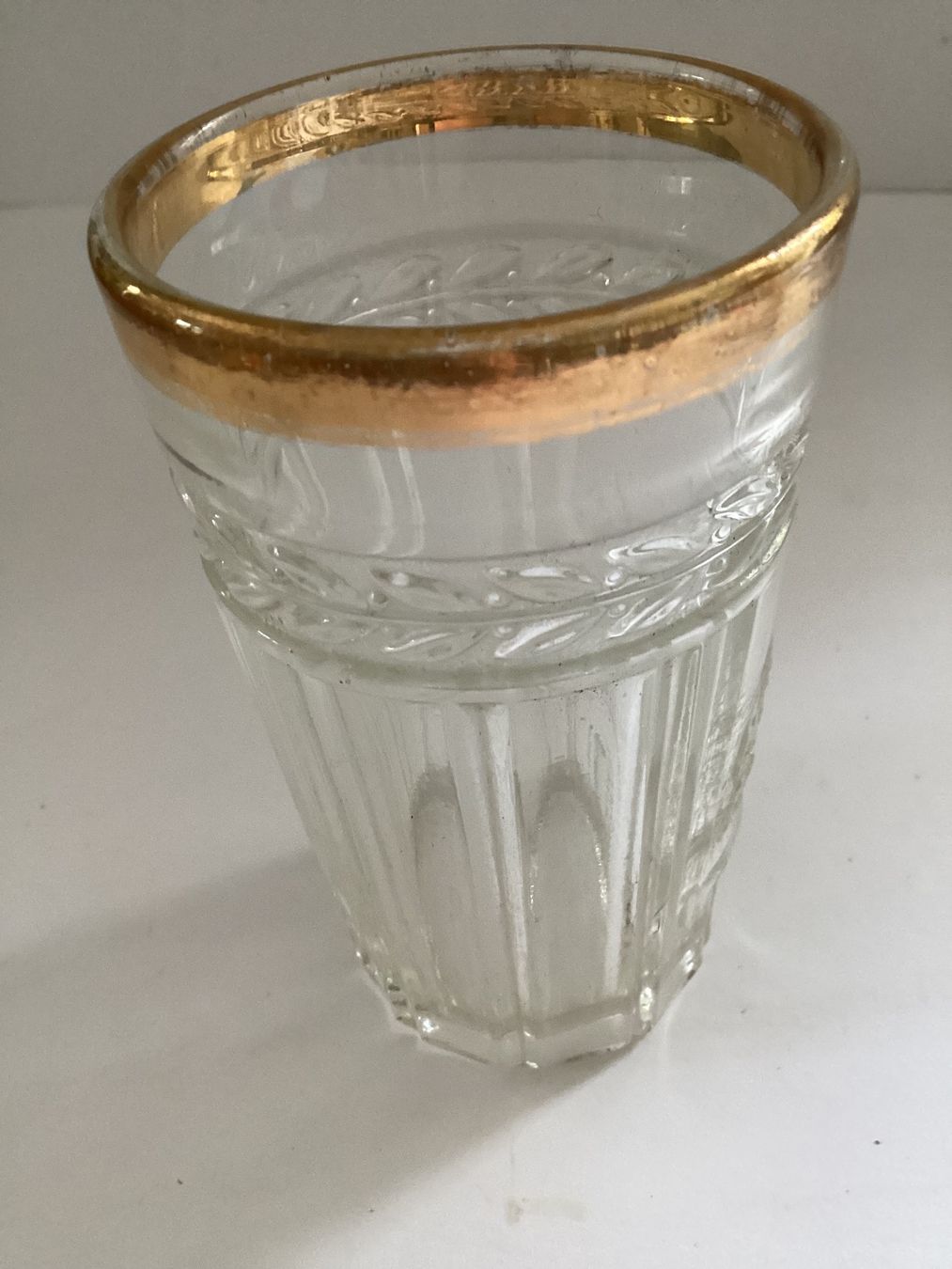 Gläser: Antikes Glas Wiener Rathaus – Gebraucht aus Eglisau von mar_5rn2
