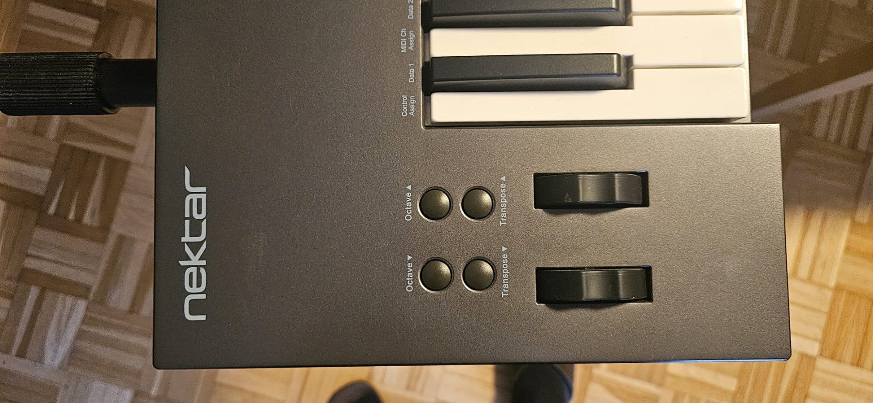 Musikinstrumente: NEKTAR LX61+ MIDI Sound Controller – Gebraucht aus Rüti ZH von WOA-Schweiz 4
