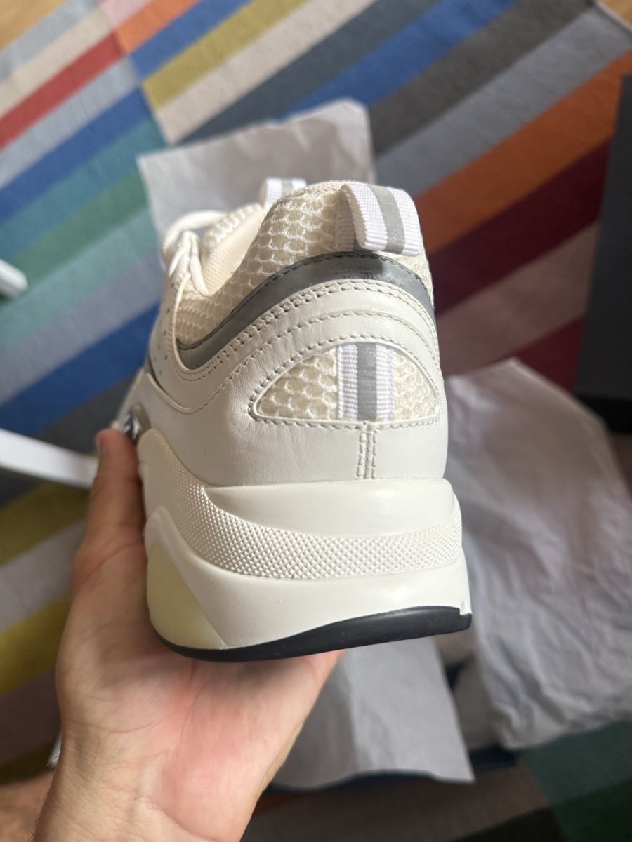 Dior Herrenschuhe: Dior B22 White  – Neu und originalverpackt aus Genève von SG_73 3