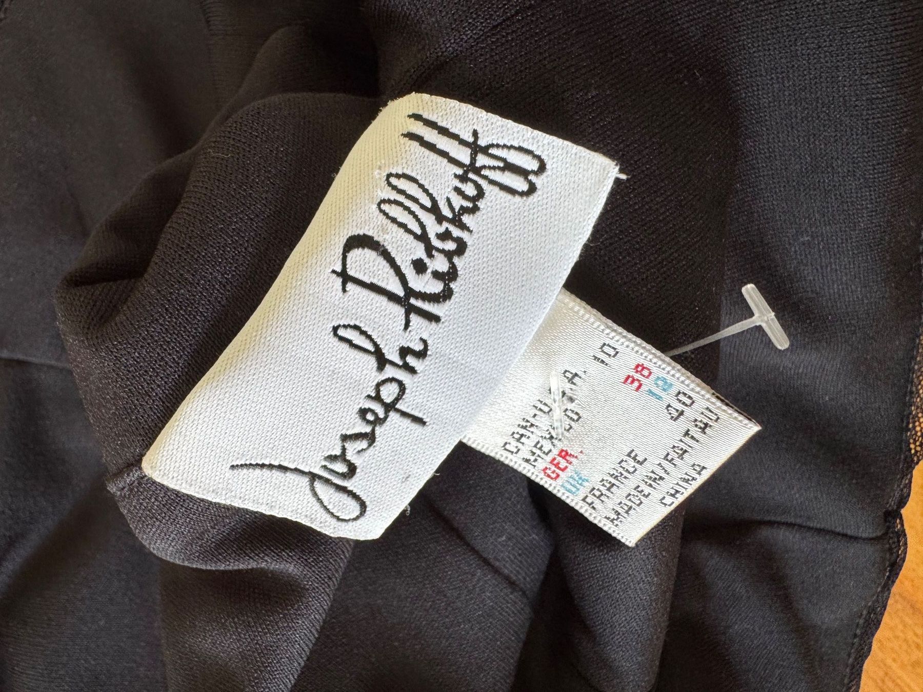 Top: JOSEPH RIBKOFF elegantes Top Perlen schwarz Gr. 38 – Usato da Meiringen venduto da luanik 4