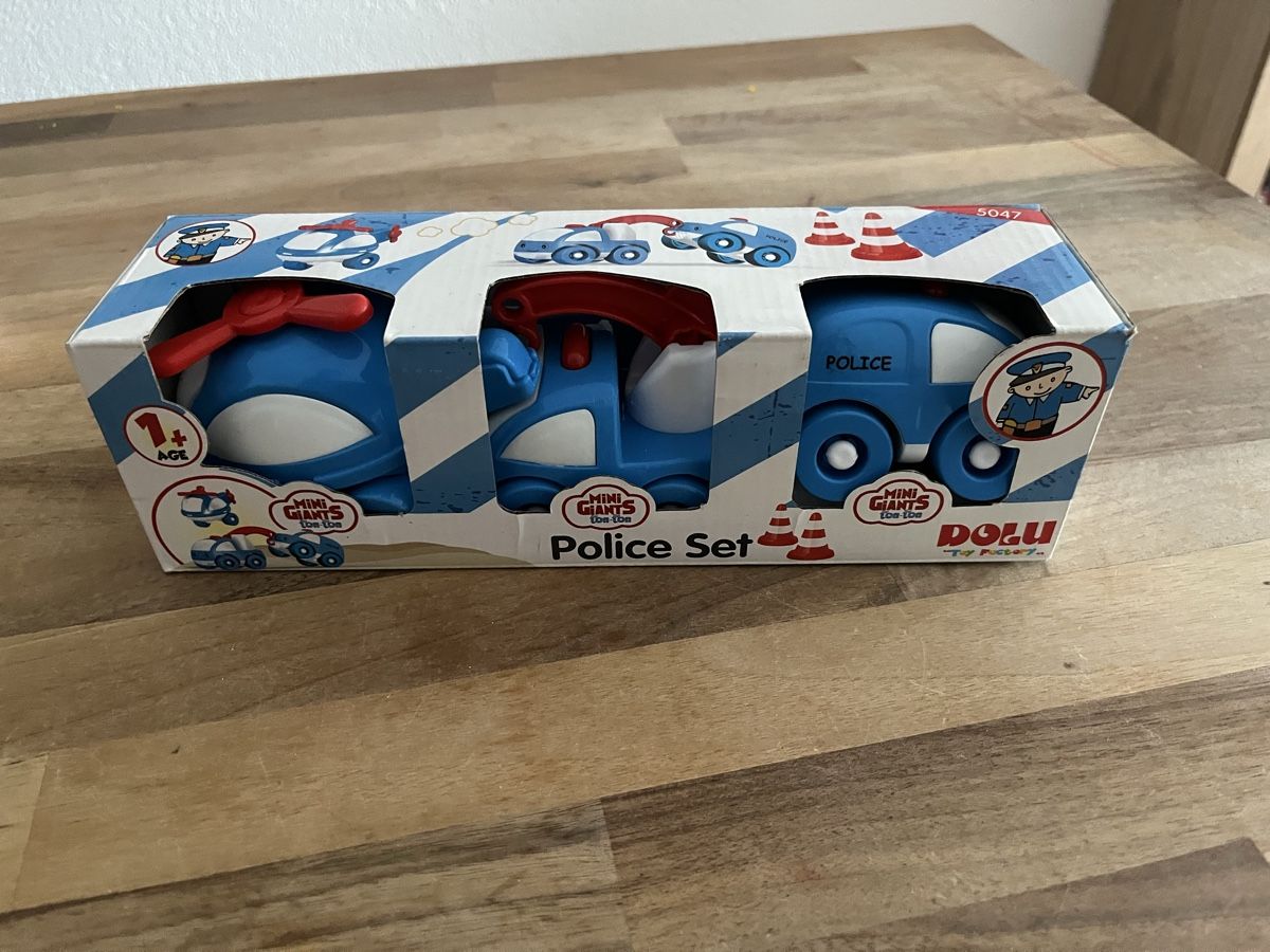 Fisher-Price Giocattoli: Drei verpackte Dolu Auto Sets – Nuovo e nell'imballaggio originale da Wettingen venduto da epe_9vbf 3