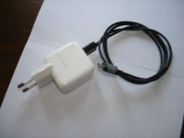 Original Samsung Ladegerät/Netzteil mit Kabel - Top Zustand!