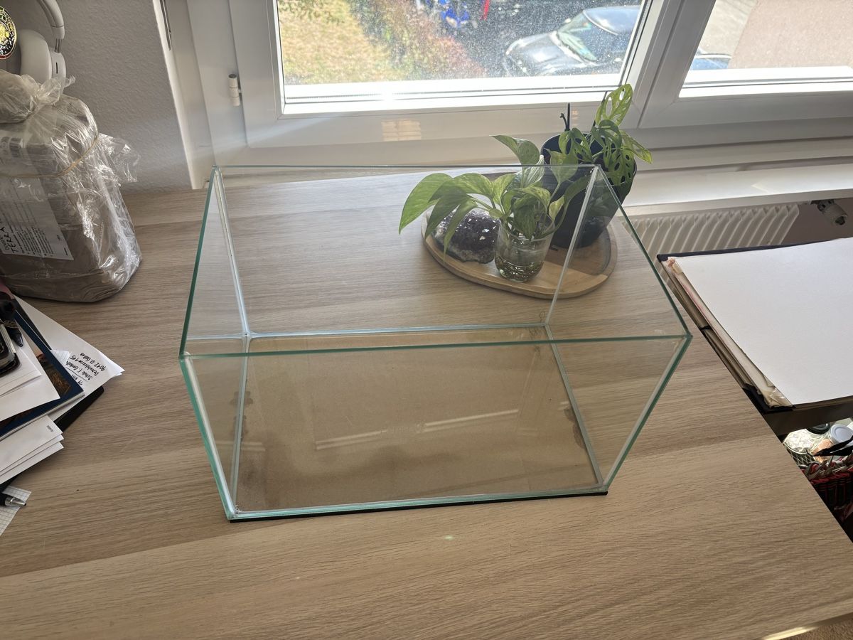 Aquarium: Aquarium - 25Liter – Gebraucht aus Grenchen von jasi-02 1