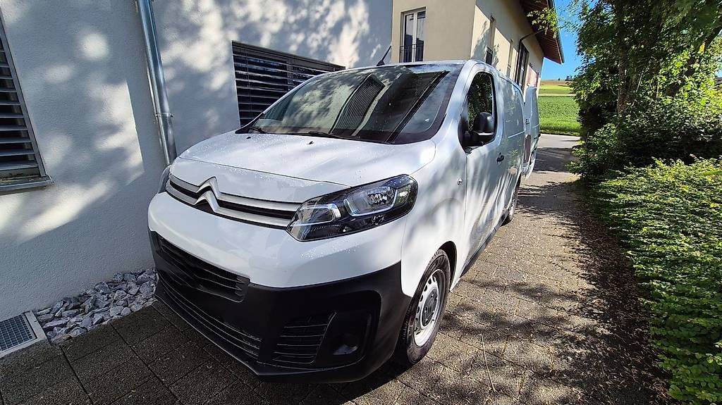 Citroën Véhicules utilitaires: Citroen Jumpy XS 1.6HDi – D'occasion à Niedermuhlern par Mel_c 1