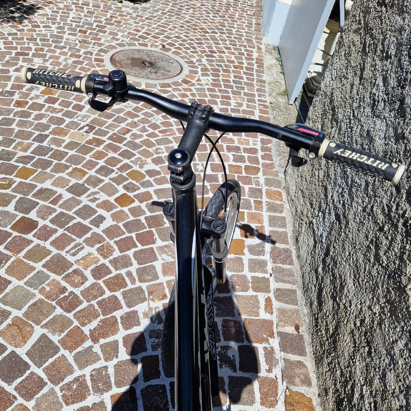 Biciclette: Vélo VTT – Usato da La Tour-de-Peilz venduto da har_jq6d 2