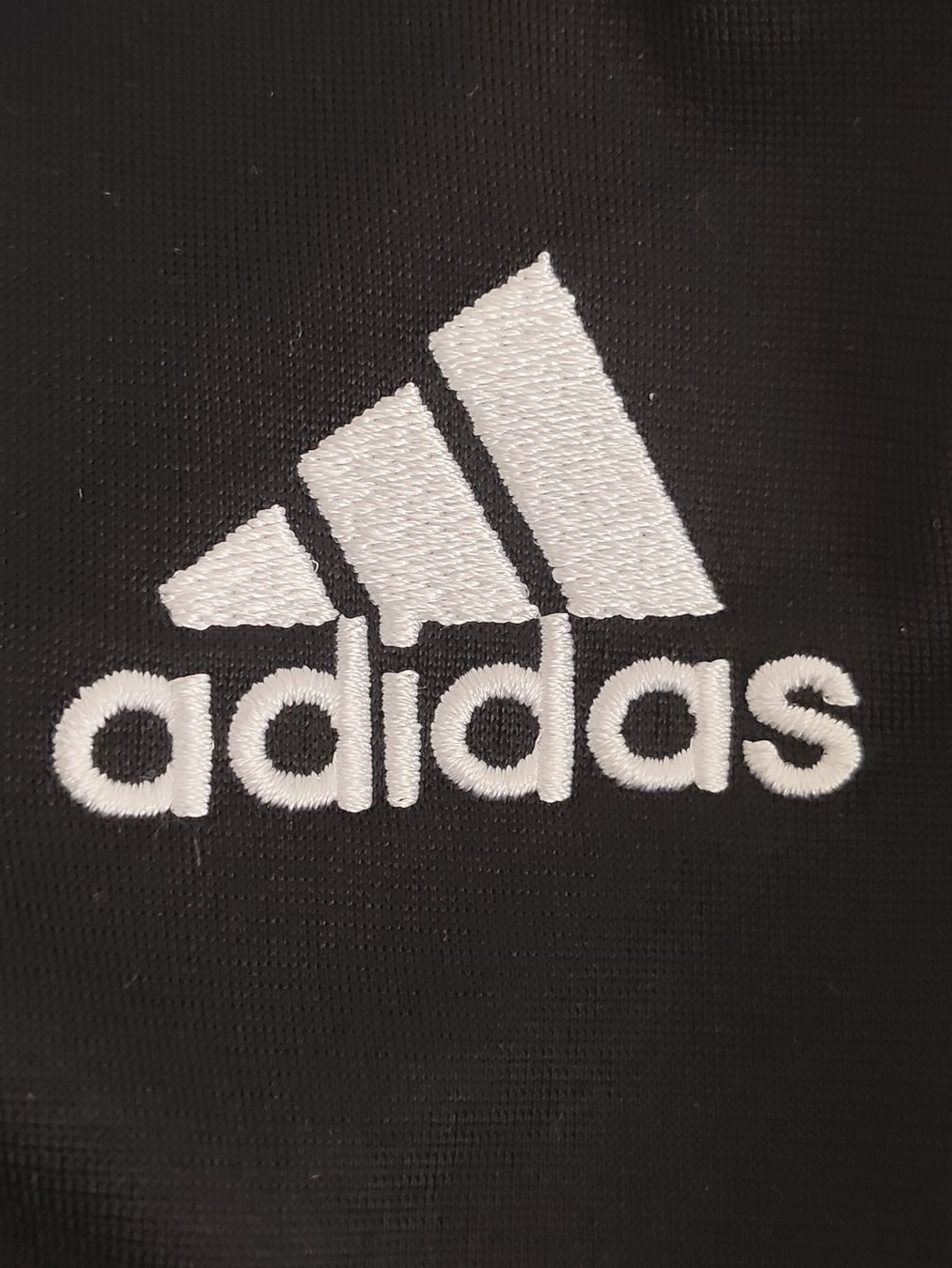 Adidas Completi: Adidas Trainingsanzug – Usato da Mendrisio venduto da Dee-11 5