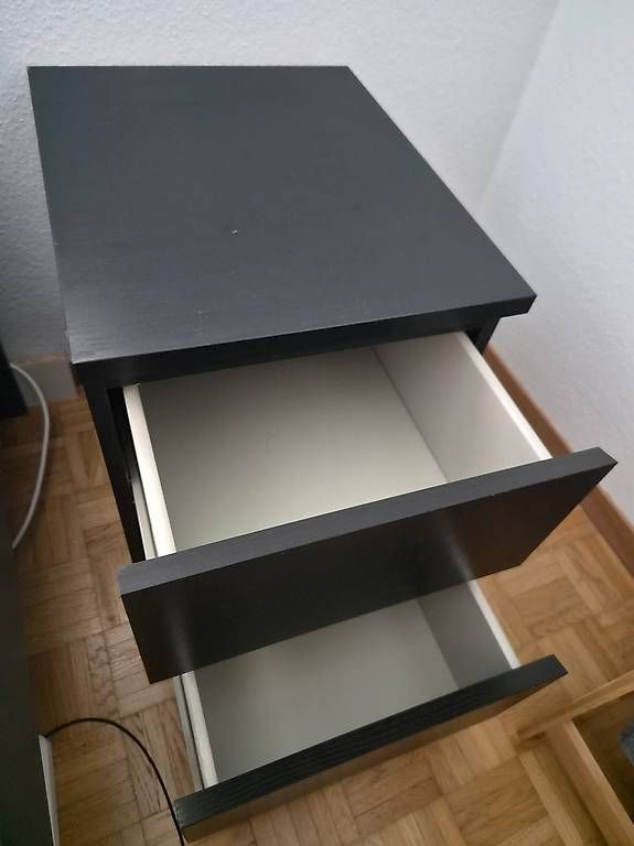Comodini: Reserviert: 2x Kullen Ikea Nachttisch schwarz – Usato da Nussbaumen AG venduto da Jaycee 3