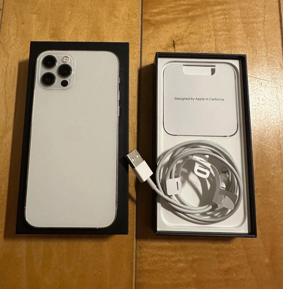 Apple Handys / Smartphones: iPhone 12 Pro (256GB) Akku 100% – Gebraucht aus Luzern von Waince786