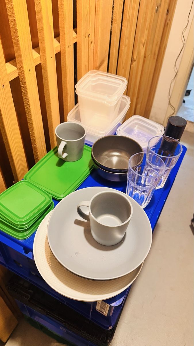 Ikea Set di piatti: Set aus Geschirr und Tupperwear – Nuovo (secondo la descrizione) da Uster venduto da Guruvalverde 2