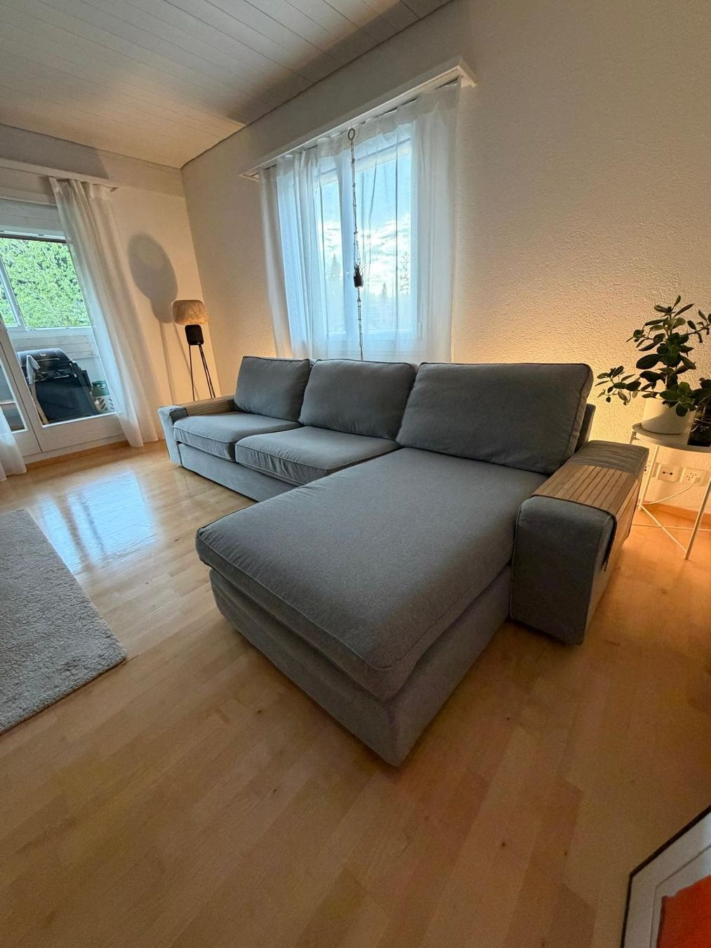 Ikea Sofas: Graues 3er Sofa mit Récamiere - wie neu – Gebraucht aus Wald ZH von nil_h6gs 2