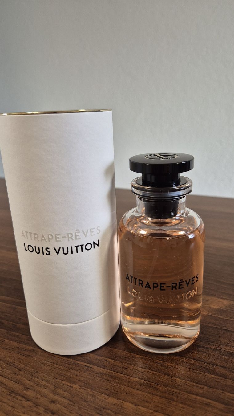 Louis Vuitton Profumi & Eau de Toilette: Attrape-Rêves Louis Vuitton Parfum 100ml – Usato da Oberentfelden venduto da Principessa75