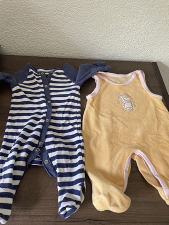 Babykleider-Set Gr. 56/62 – Strampler 6 Stk