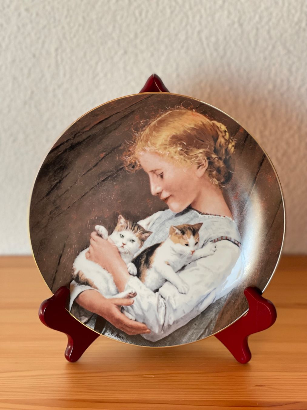 Piatti: Sammelteller Albert Anker "Mädchen mit zwei Katzen" – Usato da Niederwil AG venduto da Allegra-9