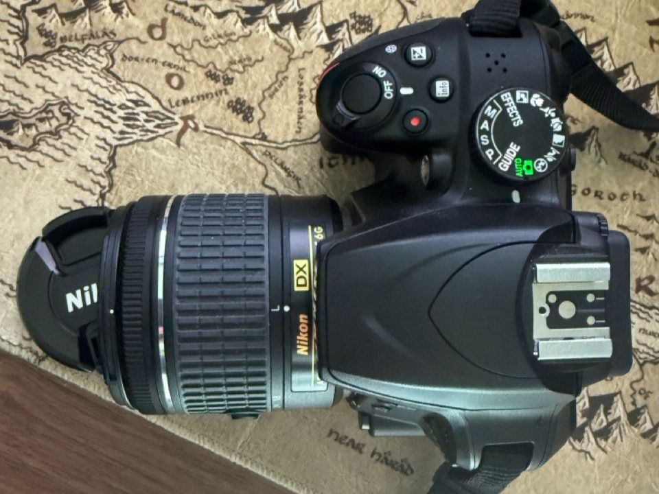 Nikon Fotocamera: Nikon D3400 und Nikkor AF-P 18-55mm – Usato da Zürich venduto da lou_p9cr 1
