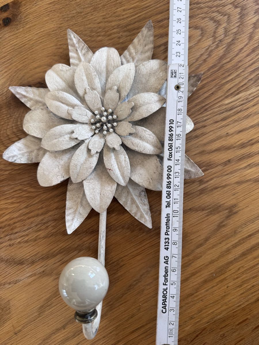 Eisenwaren: Wandhaken Shabby Chic Blume 26cm – Gebraucht aus Niederbüren von Oetschli 5