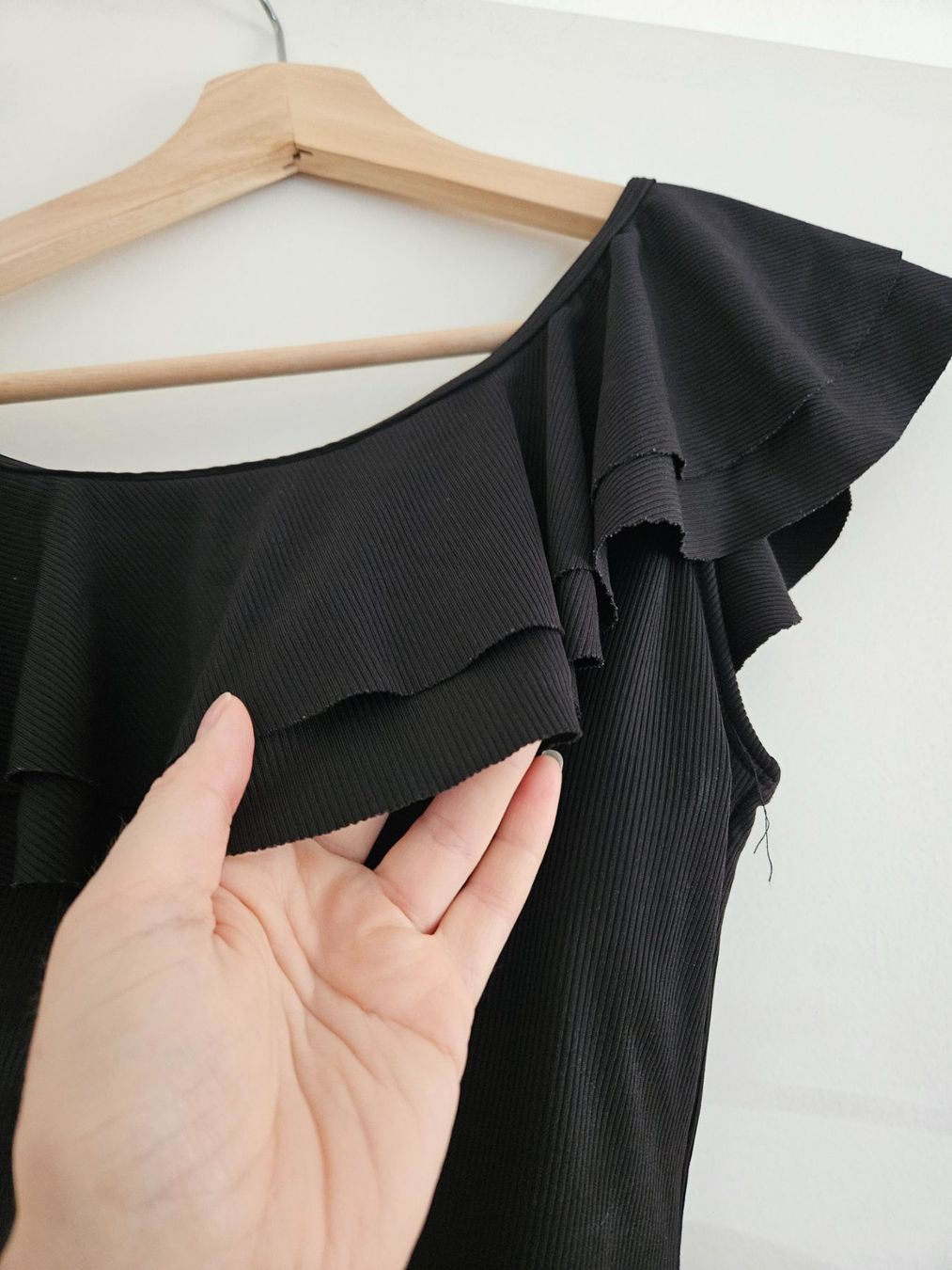 Badekleider & Bikinis: Wunderschönes Badekleid schwarz, Gr.L – Gebraucht aus Schaffhausen von sabrina915 1