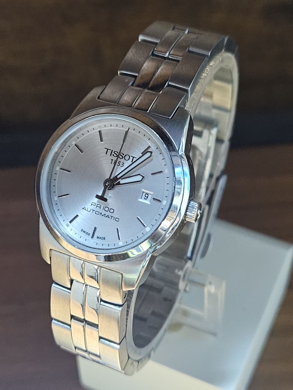 Tissot Montres: Tissot PR100 Automatic Damenuhr 28mm – D'occasion à Flamatt par pie_f9zm