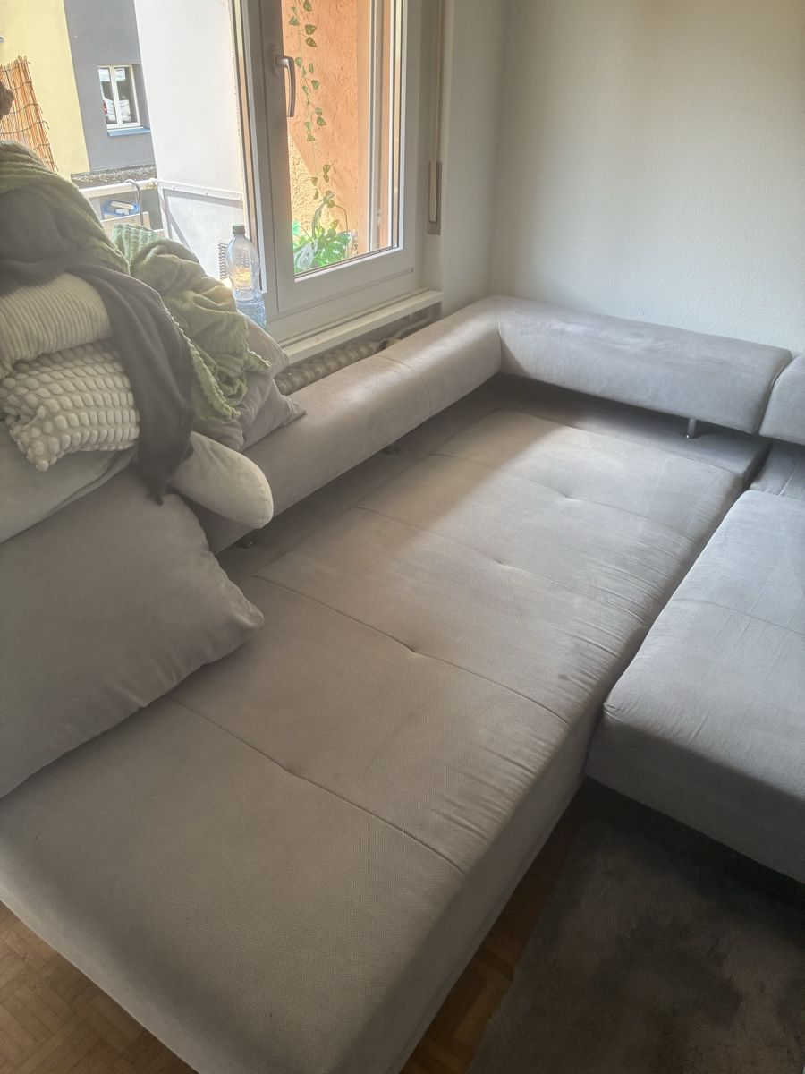 Divani: Sofa elektrisch ausfahrbar – Nuovo e nell'imballaggio originale da Niederbipp venduto da Ffwch 1