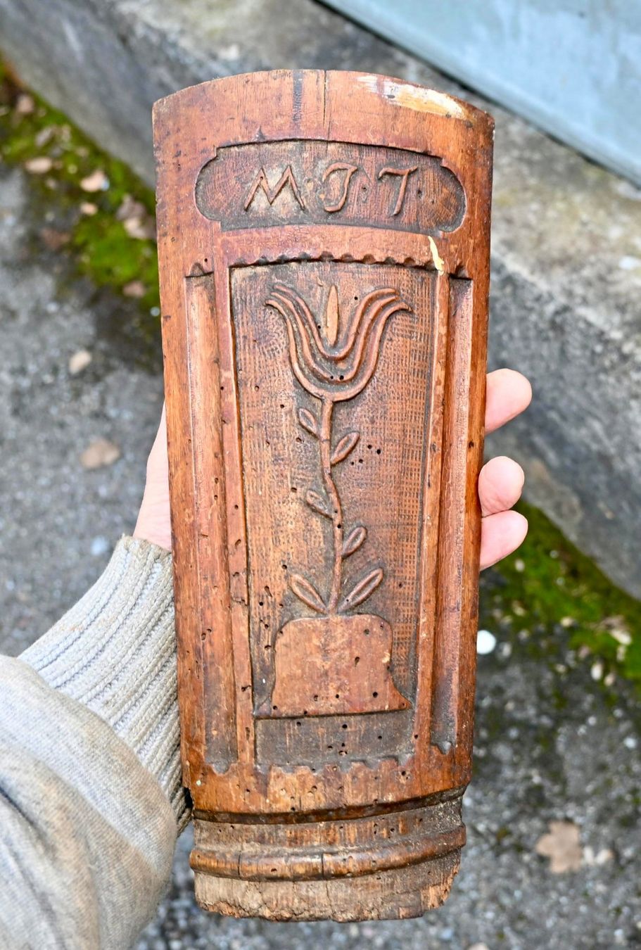 Altri mobili d'antiquariato: geschnitztes Architekturfragment Hartholz MJT möbelteil? – Usato da Pfaffhausen venduto da mono_rec