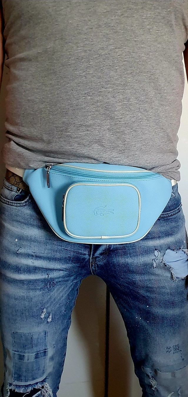 Lacoste Borse: LACOSTE BAUCHTASCHE HELLBLAU – Nuovo (secondo la descrizione) da St. Gallen venduto da CaliSunshine 1