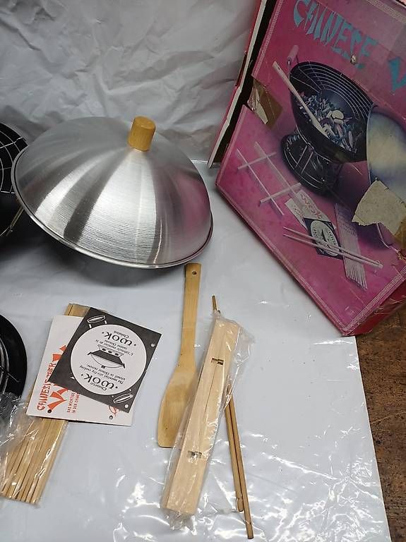 Padelle: Tisch Wok Set – Usato da Triengen venduto da R.port96 1