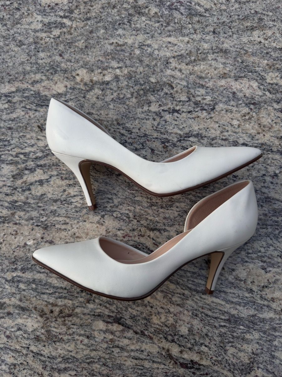 Graceland Scarpe da donna: Weisse Pumps - Gr. 40 - Neuwertig! – Nuovo (secondo la descrizione) da Brunnen venduto da Sandraaaaaa