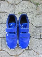 Adidas Hallenschuhe/Turnschuhe Gr. 37,5
