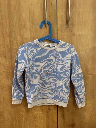 blauer gemusterter Pullover, Größe 104