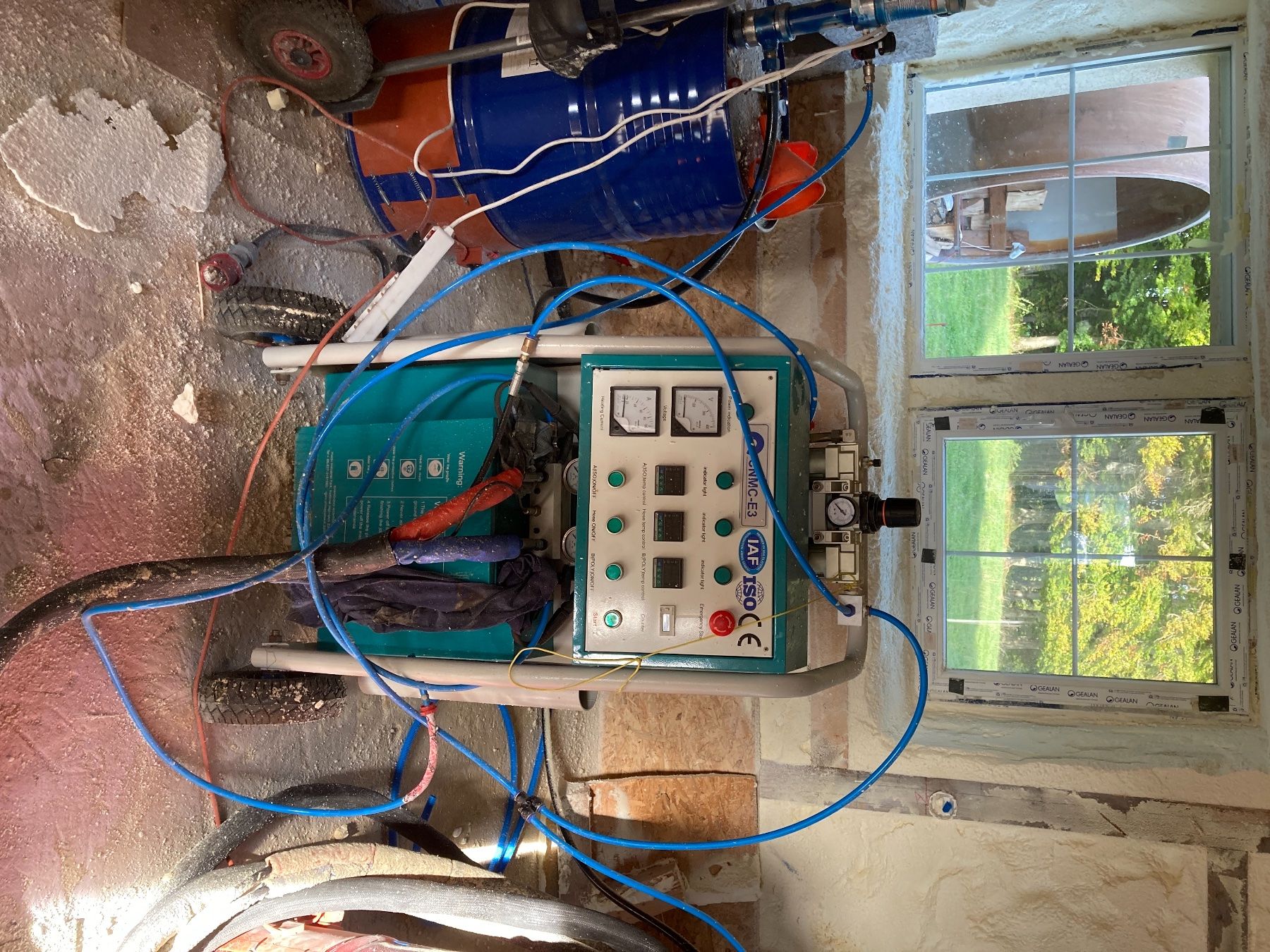 Tutte le macchine: Machine pour isolation mousse expansive – Usato da Mollie-Margot venduto da Bonneafaire