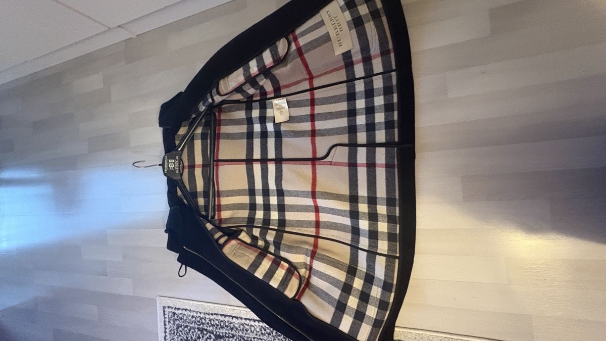 Burberry Mäntel: Burburry Mantel  – Neu (gemäss Beschreibung) aus Rafz von Bamboula67 5