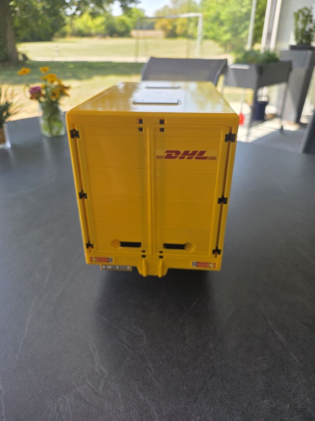 Spielzeuge: DHL Sprinter Spielzeug – Gebraucht aus Kloten von MichelleS 4