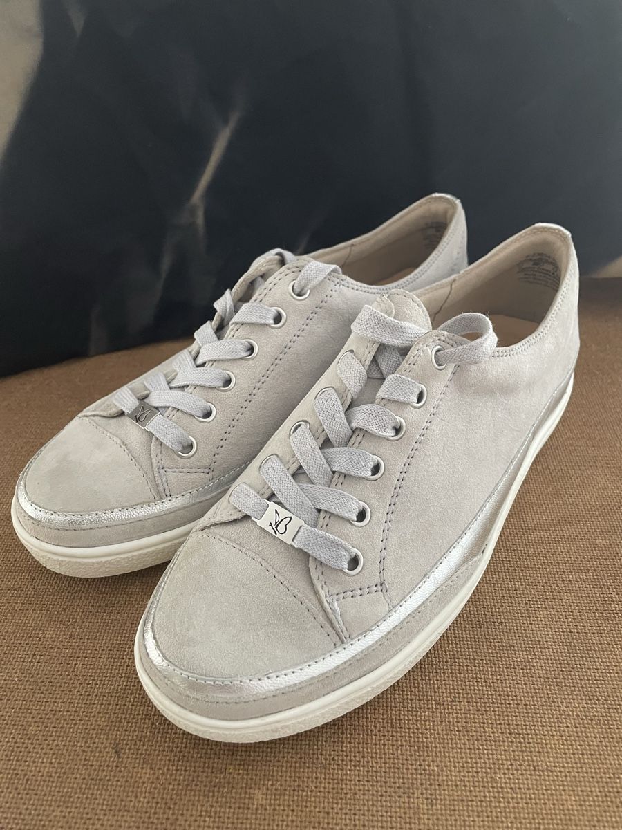 Scarpe da donna: Sneakers von Caprice Gr 6 – Usato da Glis venduto da taisiya078