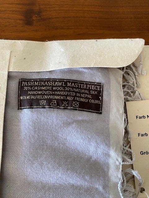 Foulard & Sciarpe: Schal Pashmina Silber 70x198 – Usato da Edlibach venduto da Arnoldotto 4