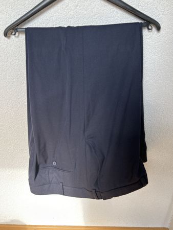 Elegante Herrenhose dunkelblau, Grösse 60 Anzughose