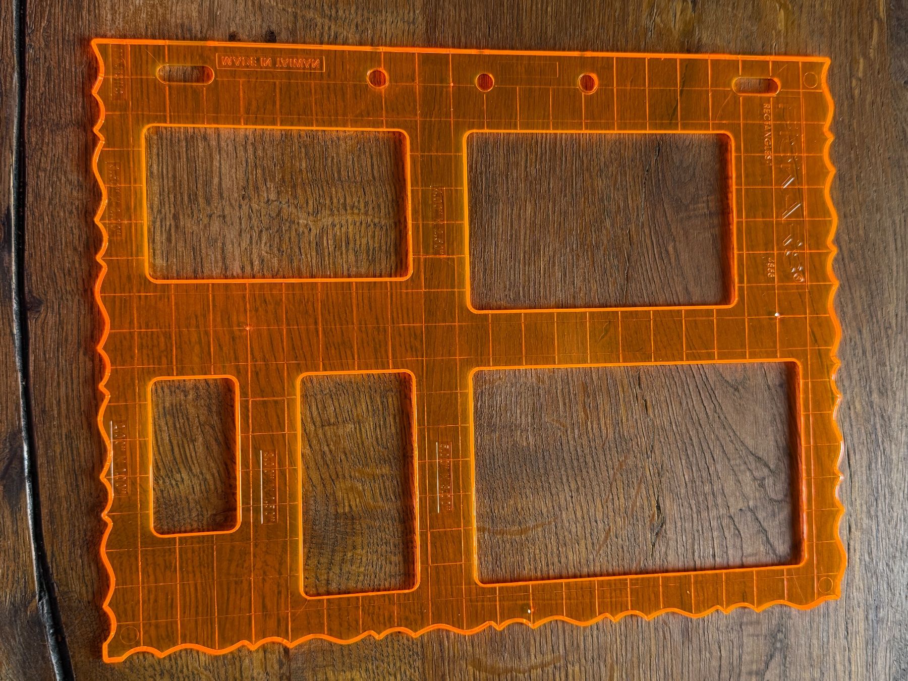 Fiskars Sciablone: Fiskars Schablone Bilderrahmen Rechtecke, neu – Nuovo (secondo la descrizione) da Winznau venduto da Sandhya