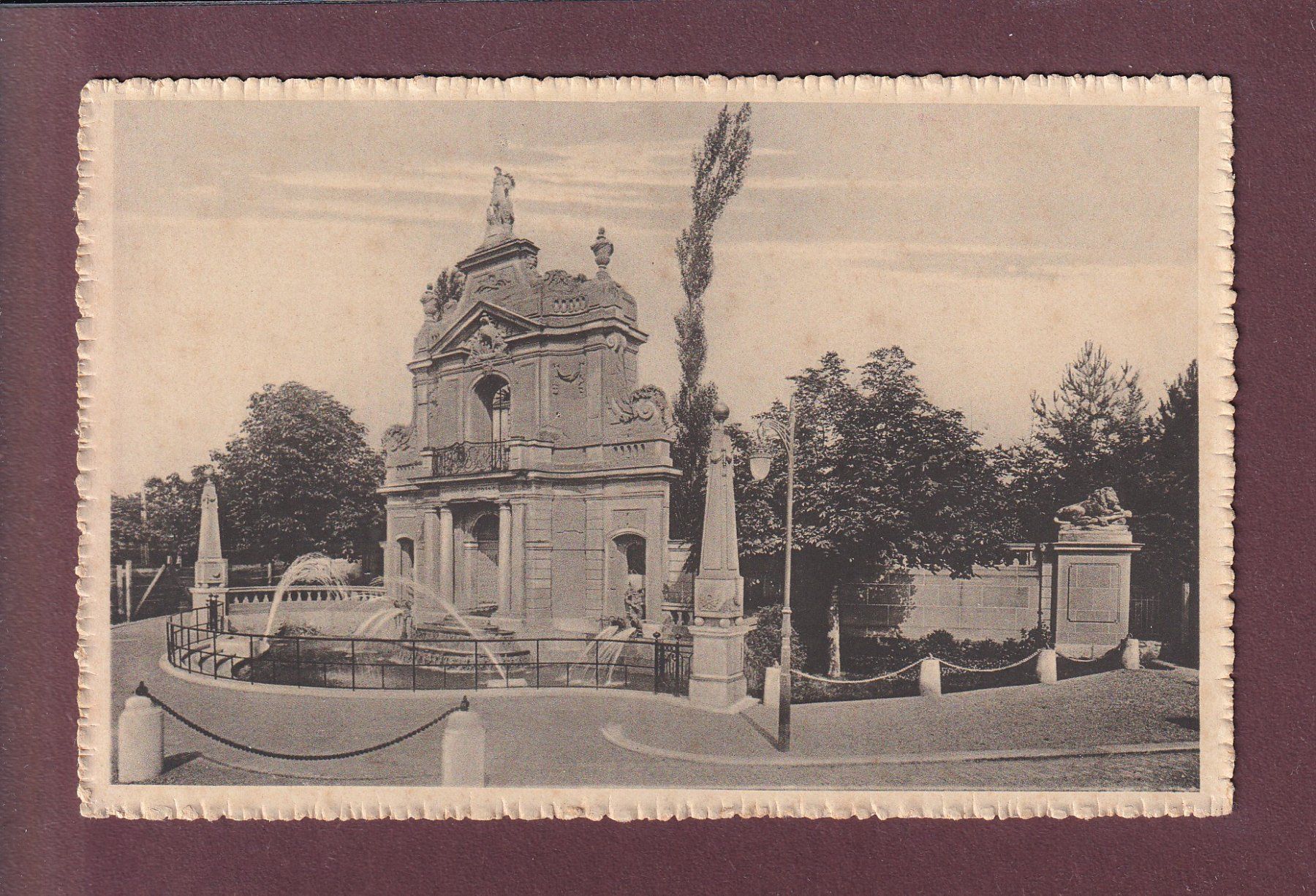 Cartoline postali: BERN - Thunplatz - Museum Fassade – Usato da Pully venduto da nicecards