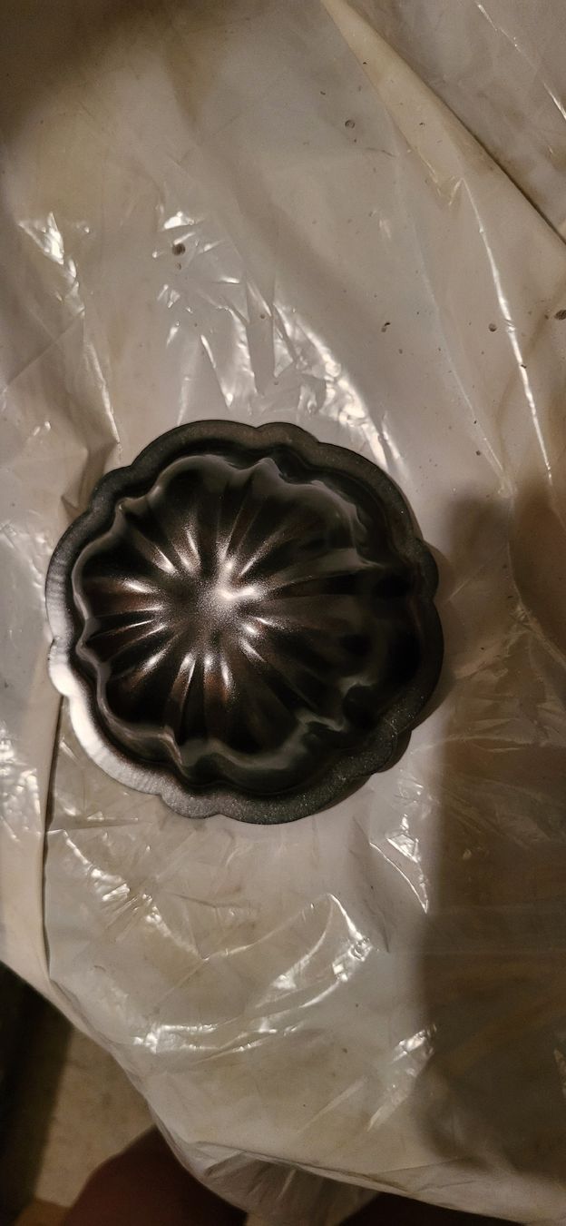 Moules à gâteaux: kleine Backformen – D'occasion à Studen BE par mar_6qqp