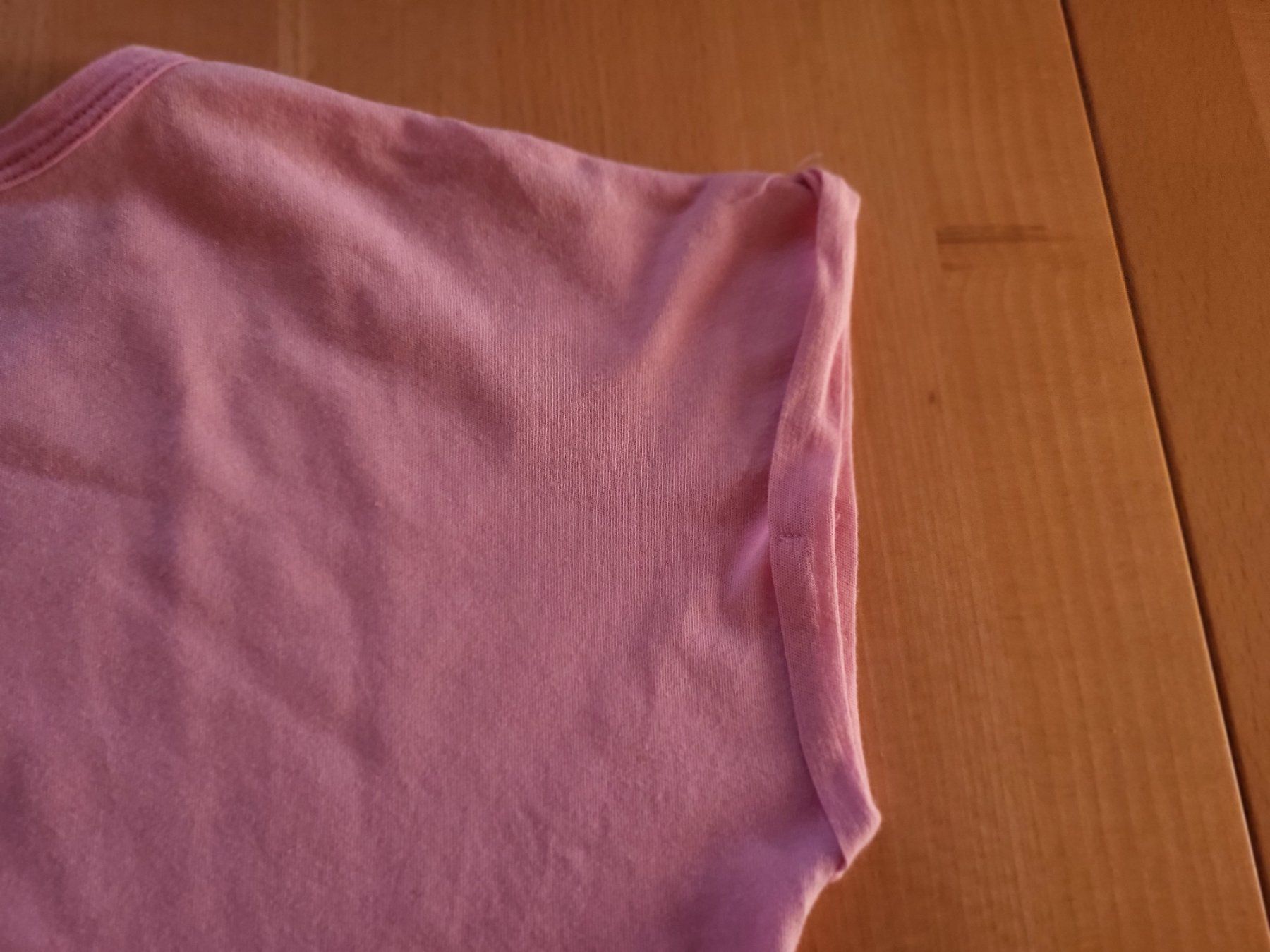 Benetton Blusen, T-Shirts & Tops: Benetton T - Shirt Gr. 134/140 – Gebraucht aus Dürrenäsch von DanaW01 8