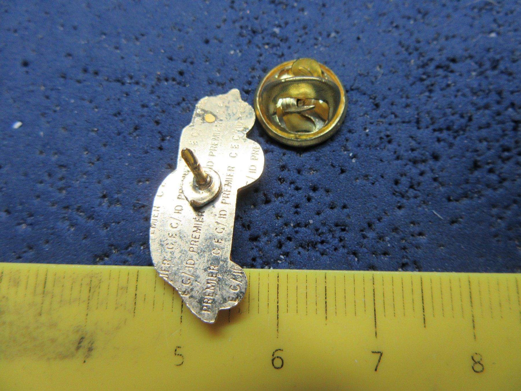 Plaquettes & Badges: OLDTIMER AUTO PIN GLASIERT GOLDIG – D'occasion à Ettingen par Hausi4711 2