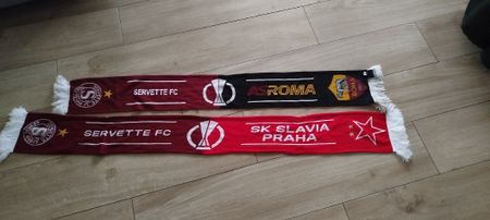 deux écharpes Servette fc