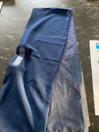 Schal mit Klettverschluss