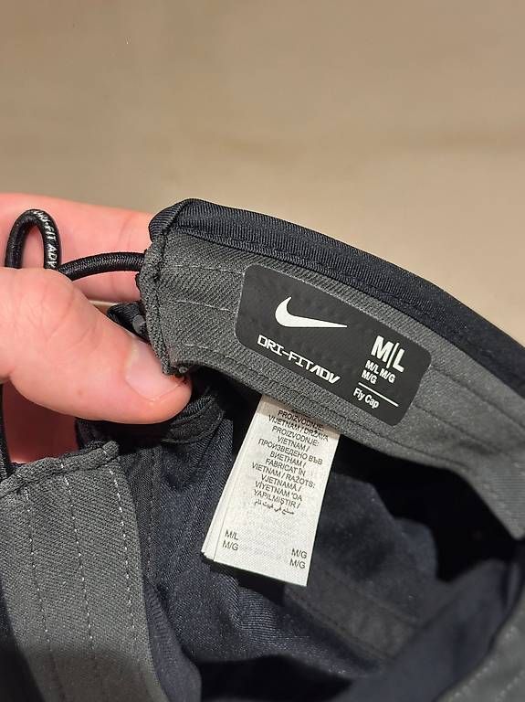 Copricapi, berretti & cappellini: Nike Running Cap od. Hut / GR L – Usato da Wädenswil venduto da user00643436 2