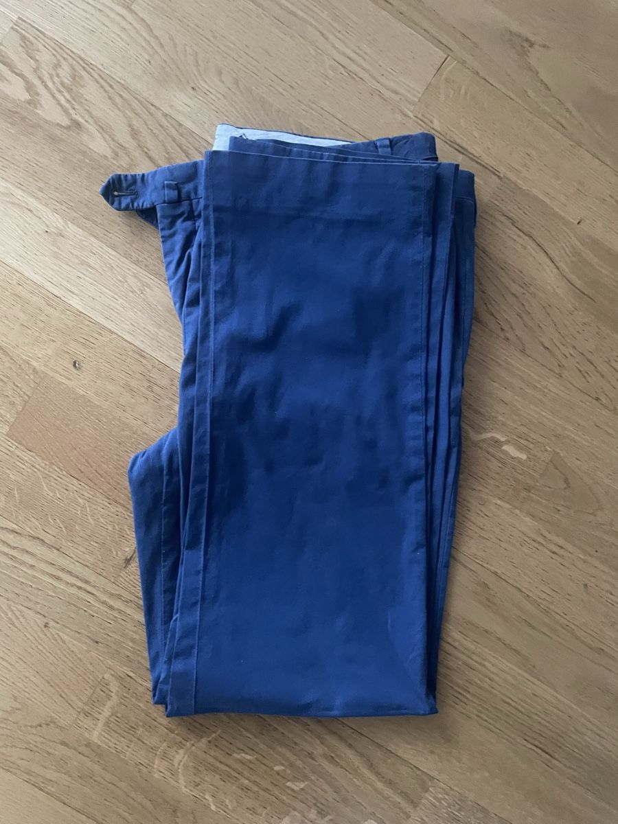 Pantaloni: Corneliani trousers blue 50 – Usato da Zürich venduto da car_sc6v