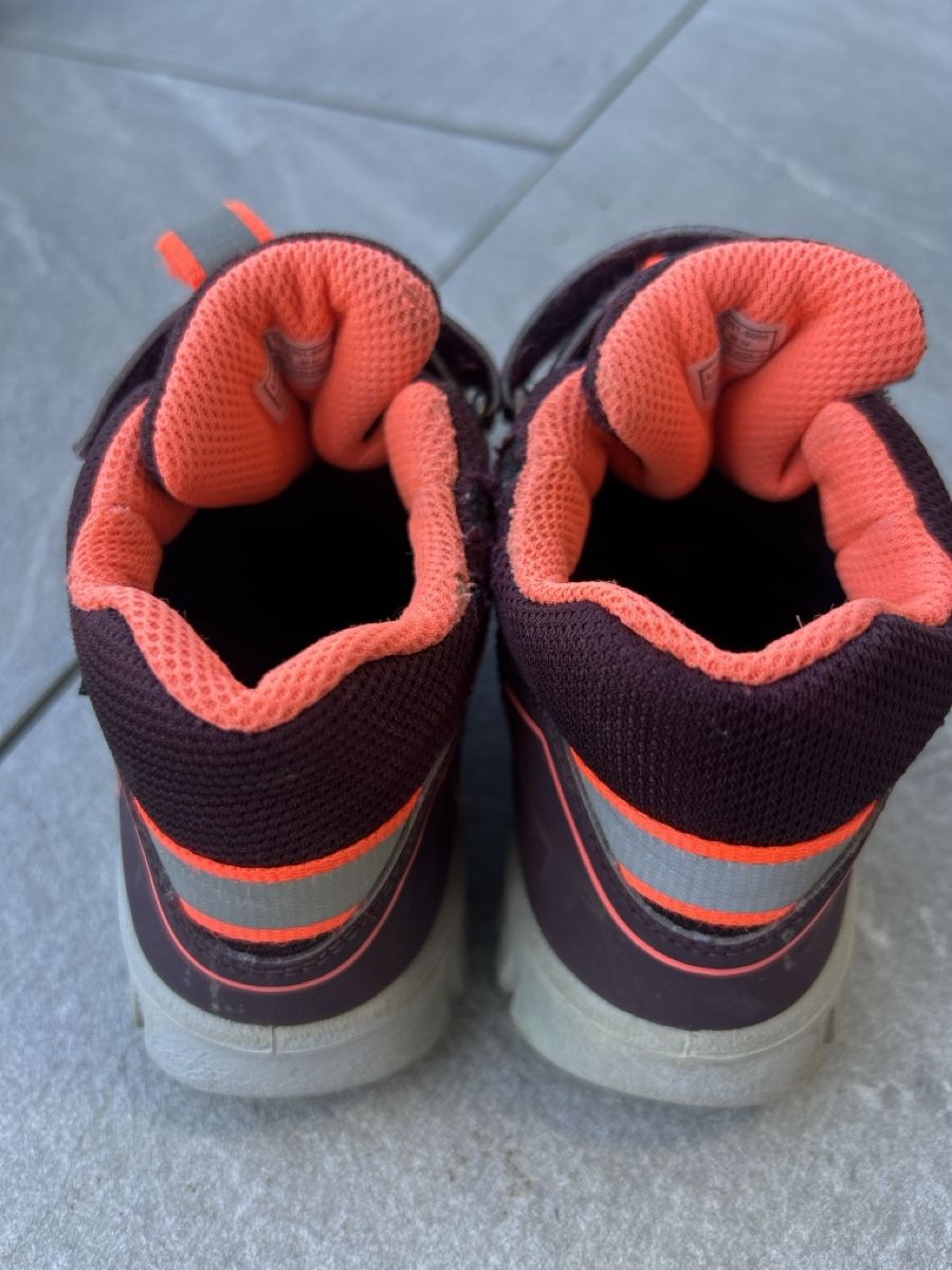 Superfit Schuhe für Jungen: Warme Halbschuhe Superfit Gr 30 – Gebraucht aus Birmenstorf AG von Stefan5413 1