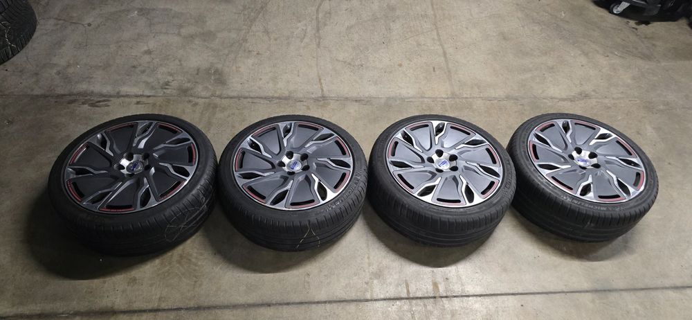 Volvo Original Räder (Gebraucht) in Merligen für CHF 175 – nur Abholung ...