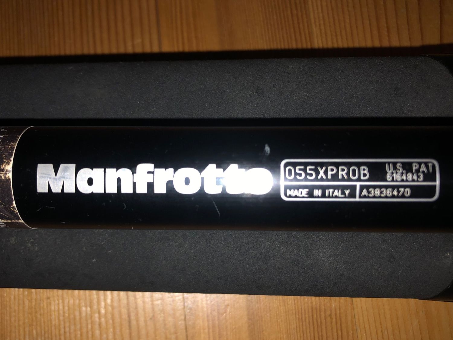 Manfrotto Stative & Köpfe: Manfrotto Stativ mit Stativkopf & Schnellwechselplatte – Gebraucht aus Unterlunkhofen von sch_x8tf 1