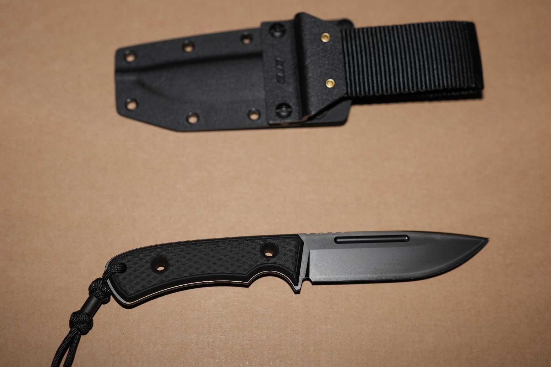Couteaux militaires: TRC Knives South Pole, Black DLC Vanadis 4 – Neuf (Voir description) à Zürich par Verkaufen-Schweiz 1