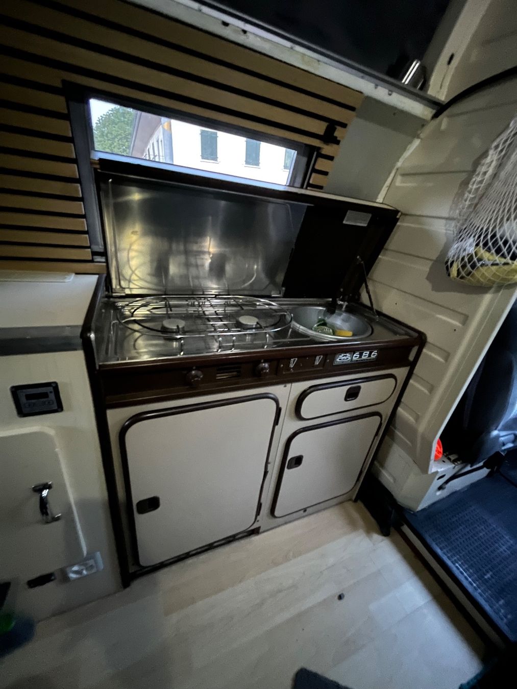 VW Véhicules de camping: VW Typ 2 Camper, Oldtimer. – D'occasion à Bern par jam_f5cr 7