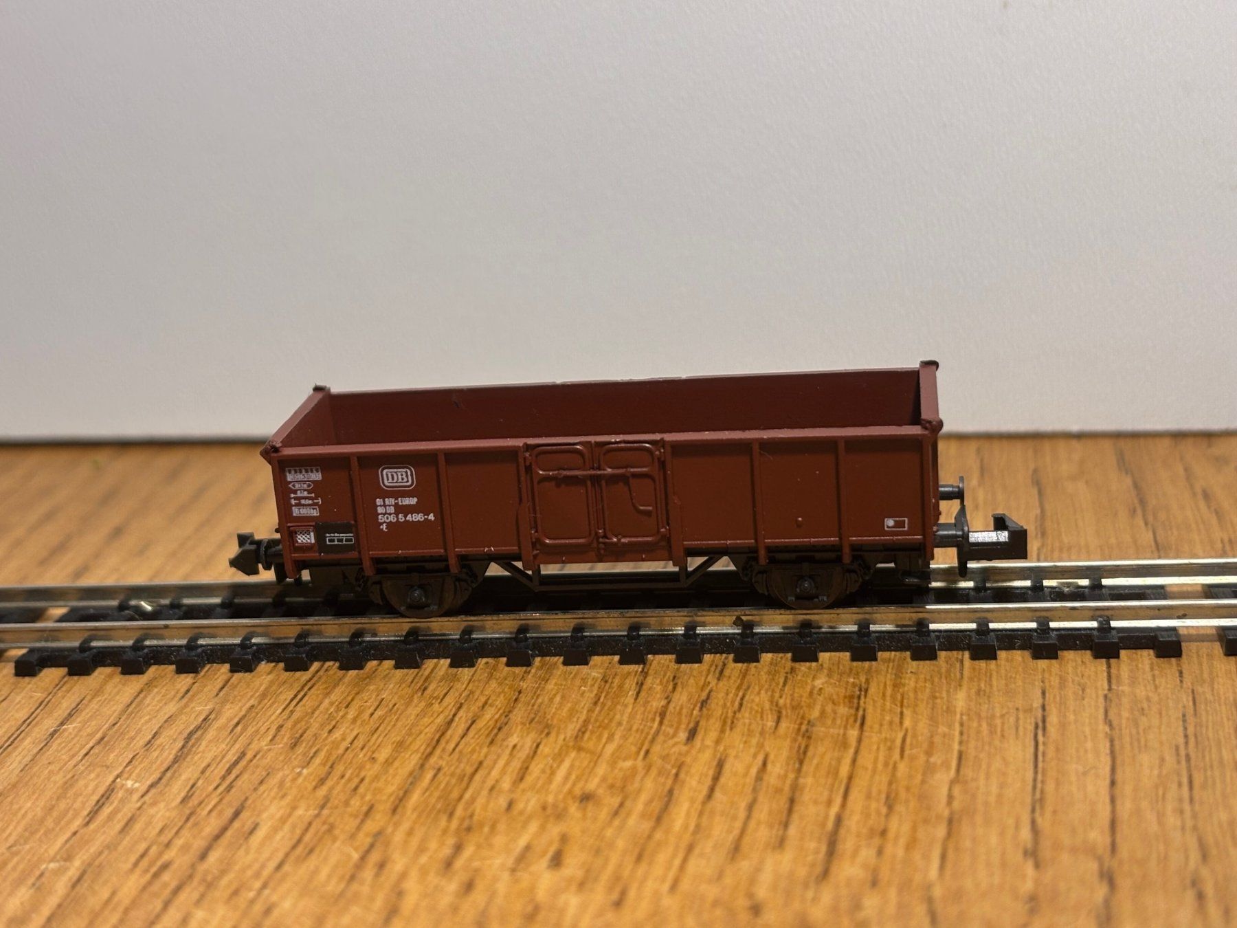 Modellini di ferrovie: *e1353: offener Güterwagen (Spur N) – Usato da Birsfelden venduto da Birs_25 1